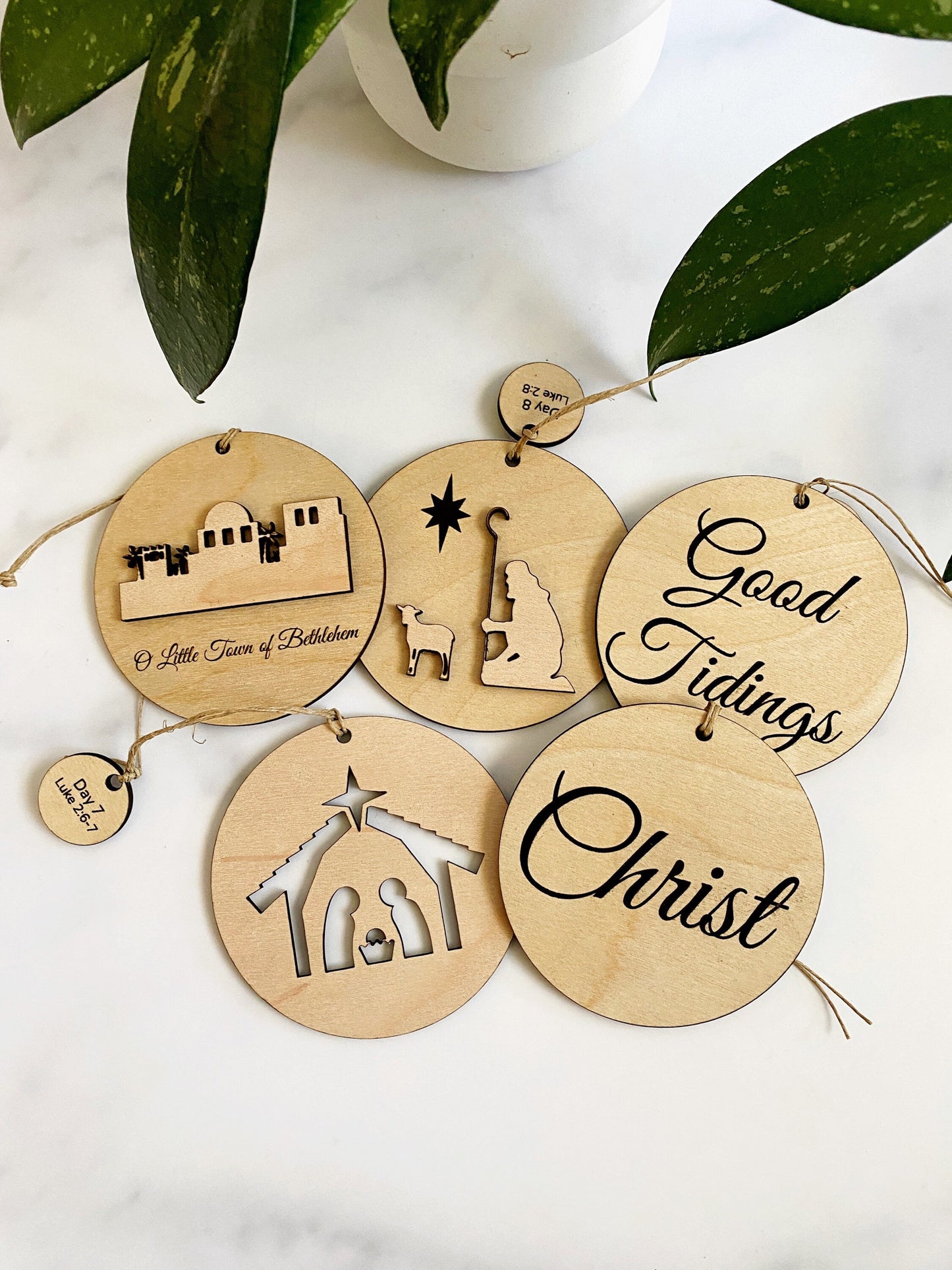 Advent Calendar - Story Of The Birth of Jesus - 24 Ornaments