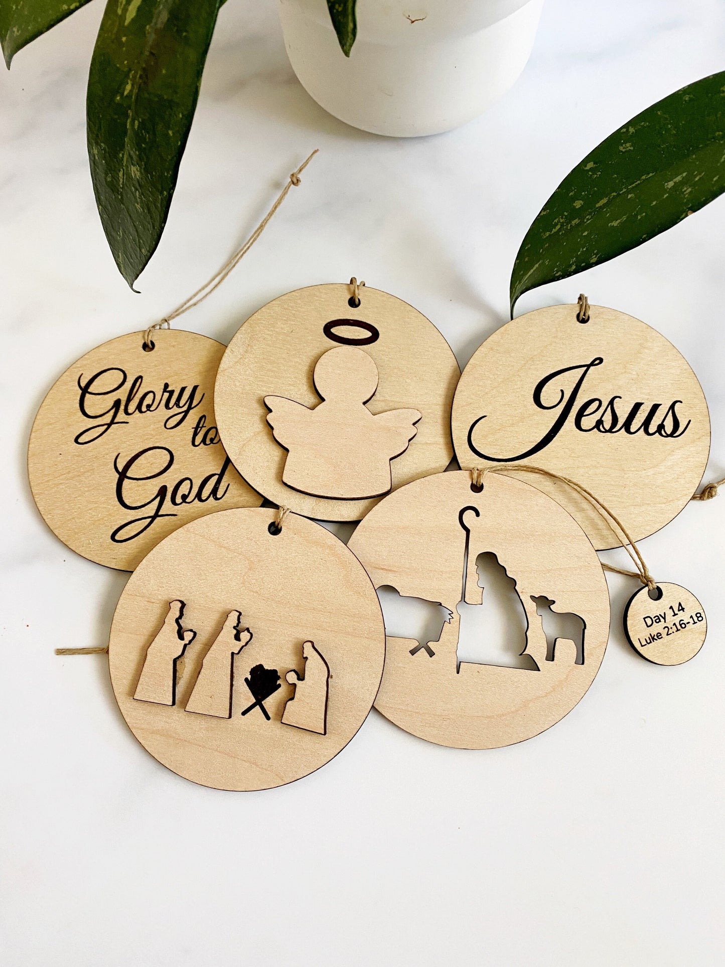 Advent Calendar - Story Of The Birth of Jesus - 24 Ornaments