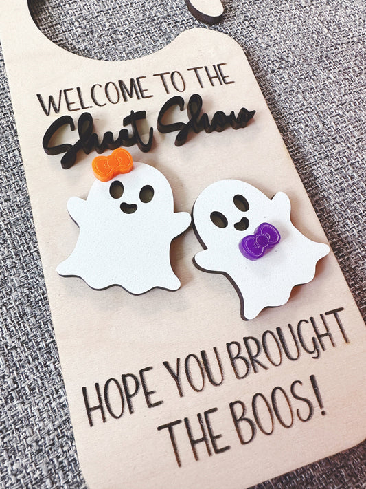 Halloween Ghost Decor - Door Hanger - Welcome Sign